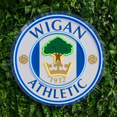Enseigne néon du blason de Wigan Athletic