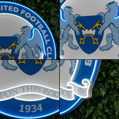 Enseigne néon du blason de Peterborough United
